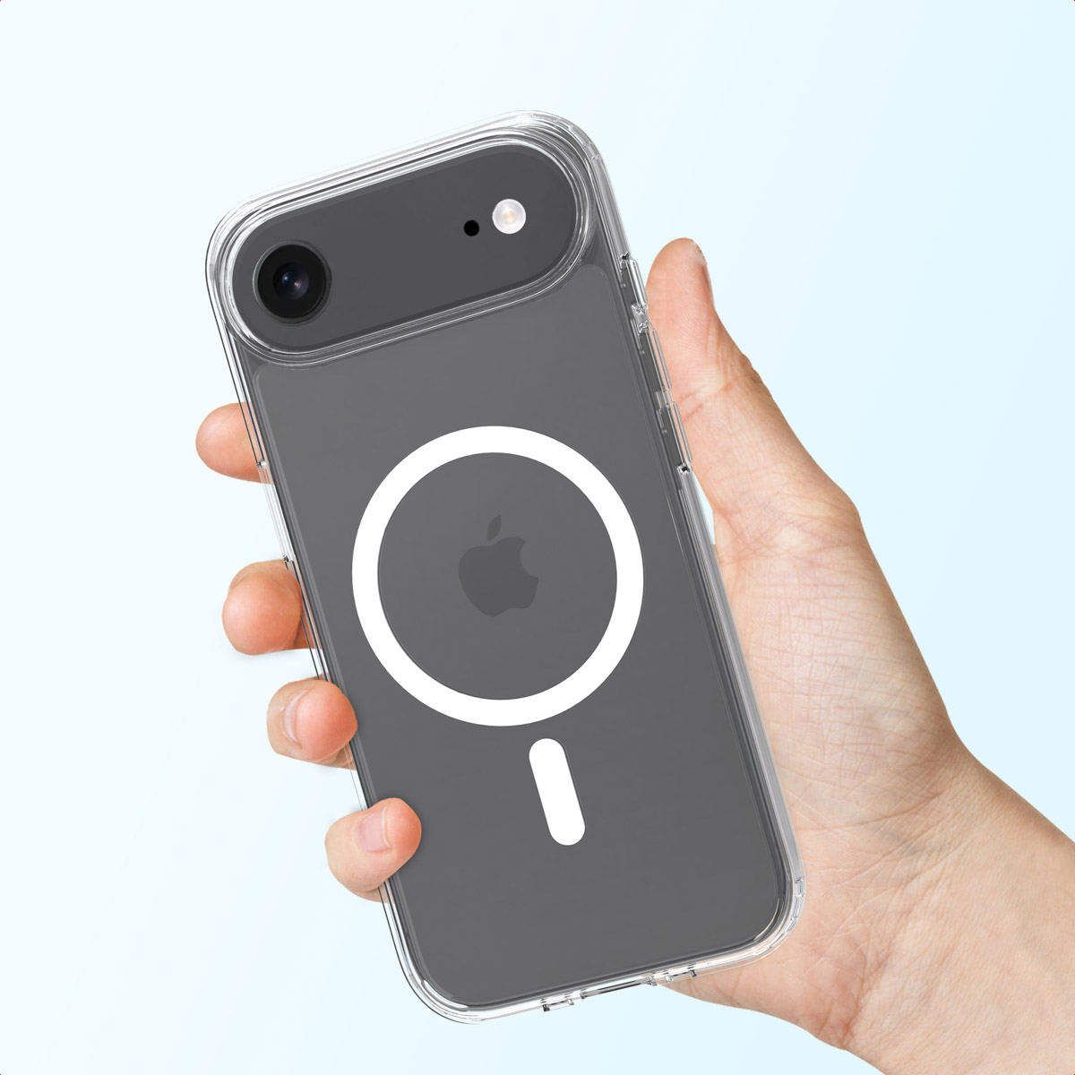 Een hand die een doorzichtige telefoonhoes vasthoudt met een zwarte telefoon erin. De hoes heeft een witte cirkel en een minteken.