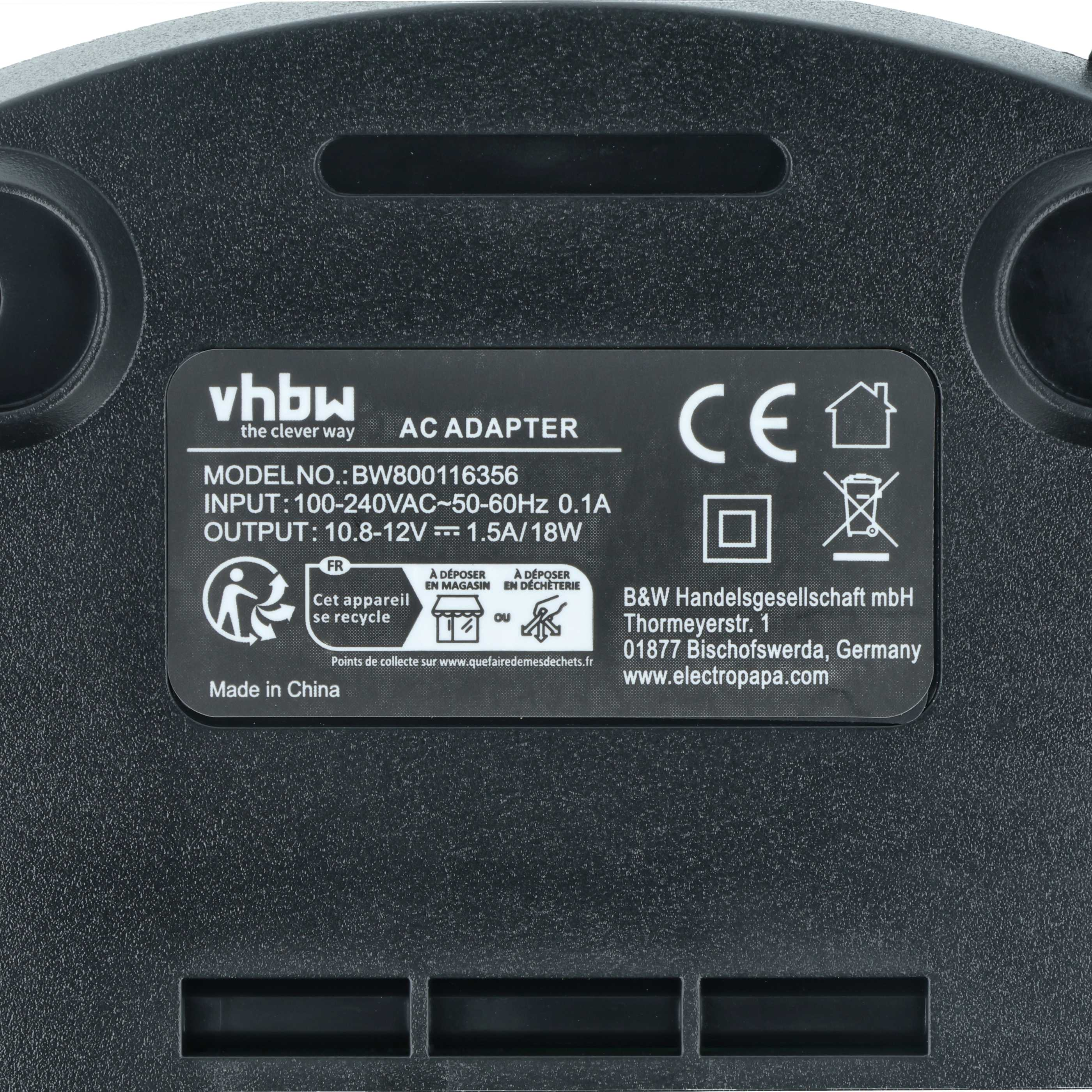 Schwarzer AC-Adapter mit weißem Text, einschließlich Marke, Modell, Eingangs-/Ausgangsdaten und Recycling-Symbolen, hergestellt in China.