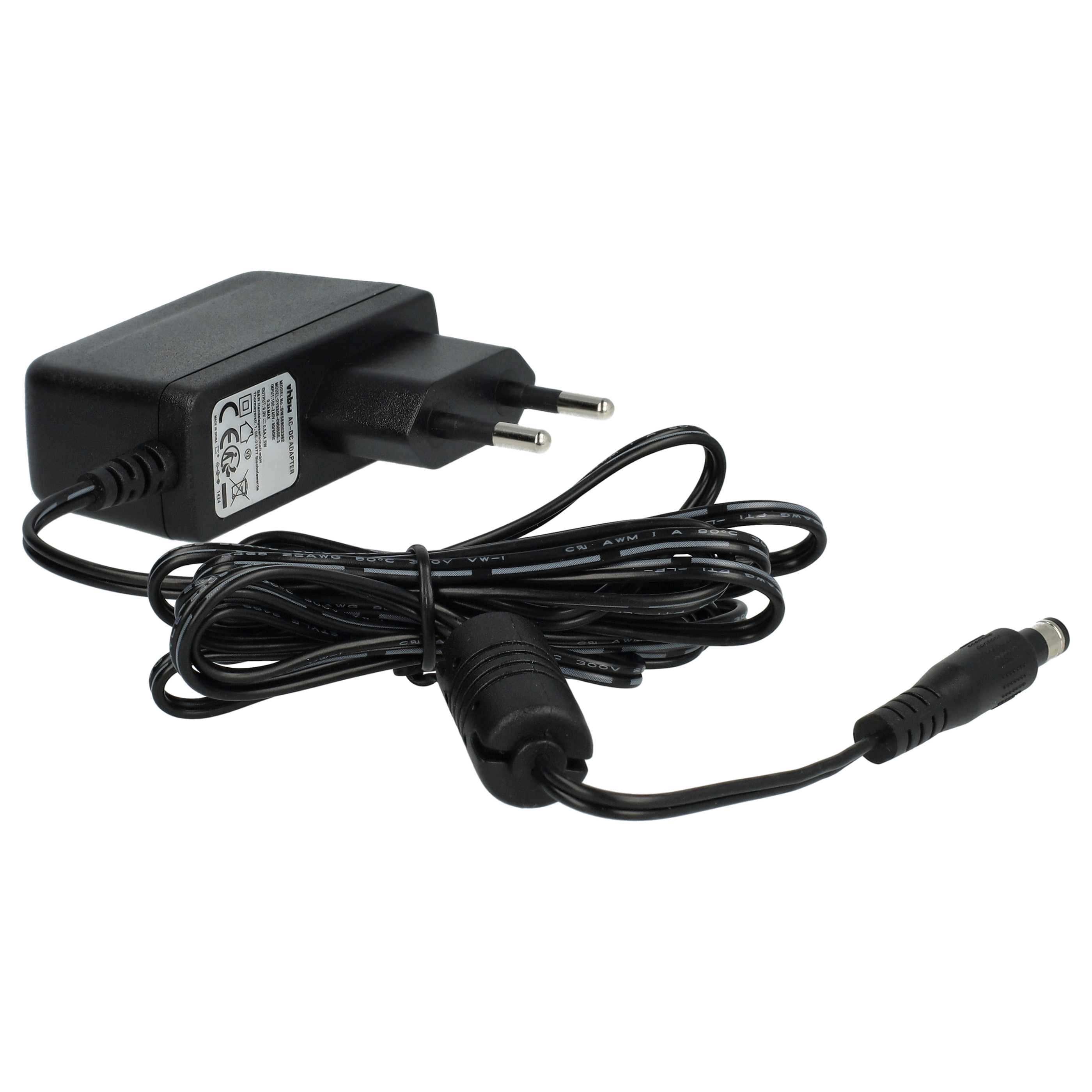 Ein schwarzes AC-Adapter mit einem zweipoligen Stecker, einem schwarzen Kabel und einem Stecker. Der Hintergrund ist weiß.