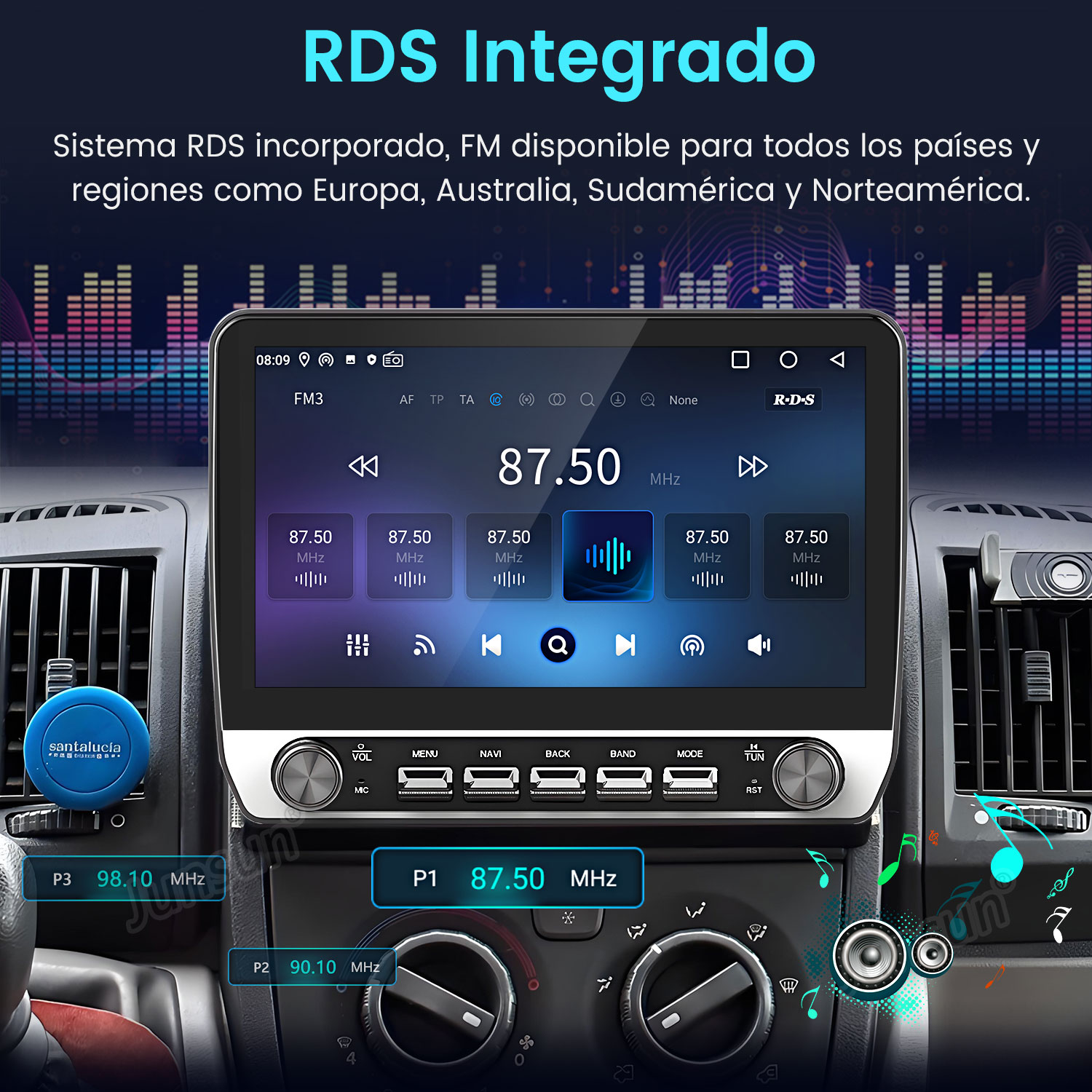 La pantalla de la radio del coche muestra información de radio FM, incluyendo frecuencia y datos RDS. Un ambientador azul está adjunto a una ventilación.