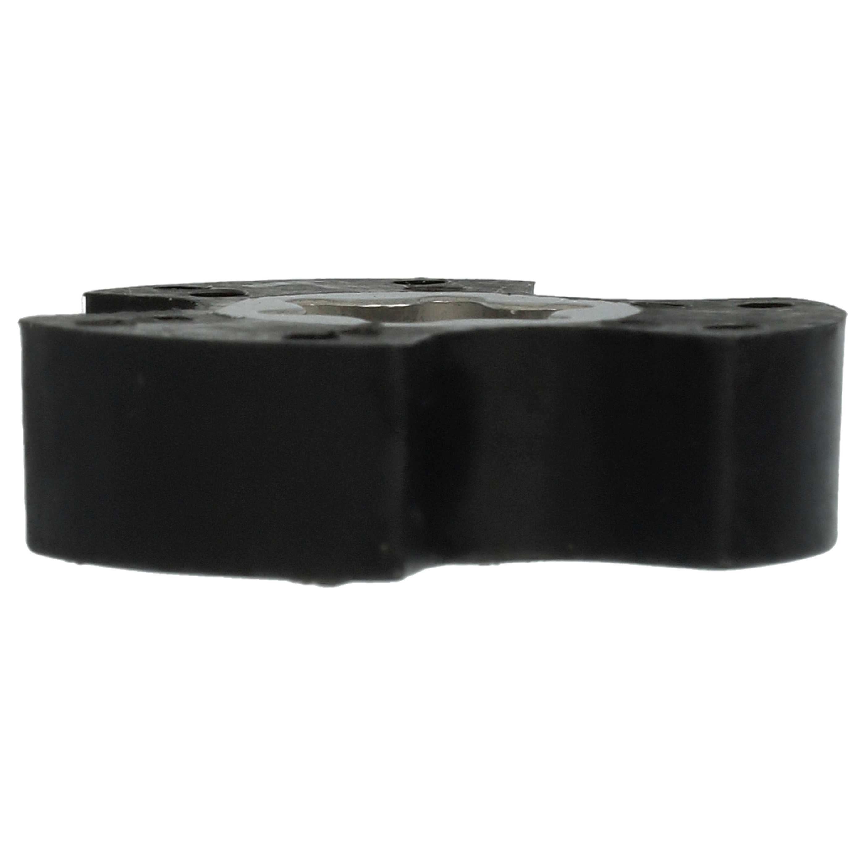Ein schwarzes Gummiteil mit Löchern und einem silbernen Mittelteil ist auf weißem Hintergrund isoliert. Es scheint ein mechanisches Bauteil zu sein.