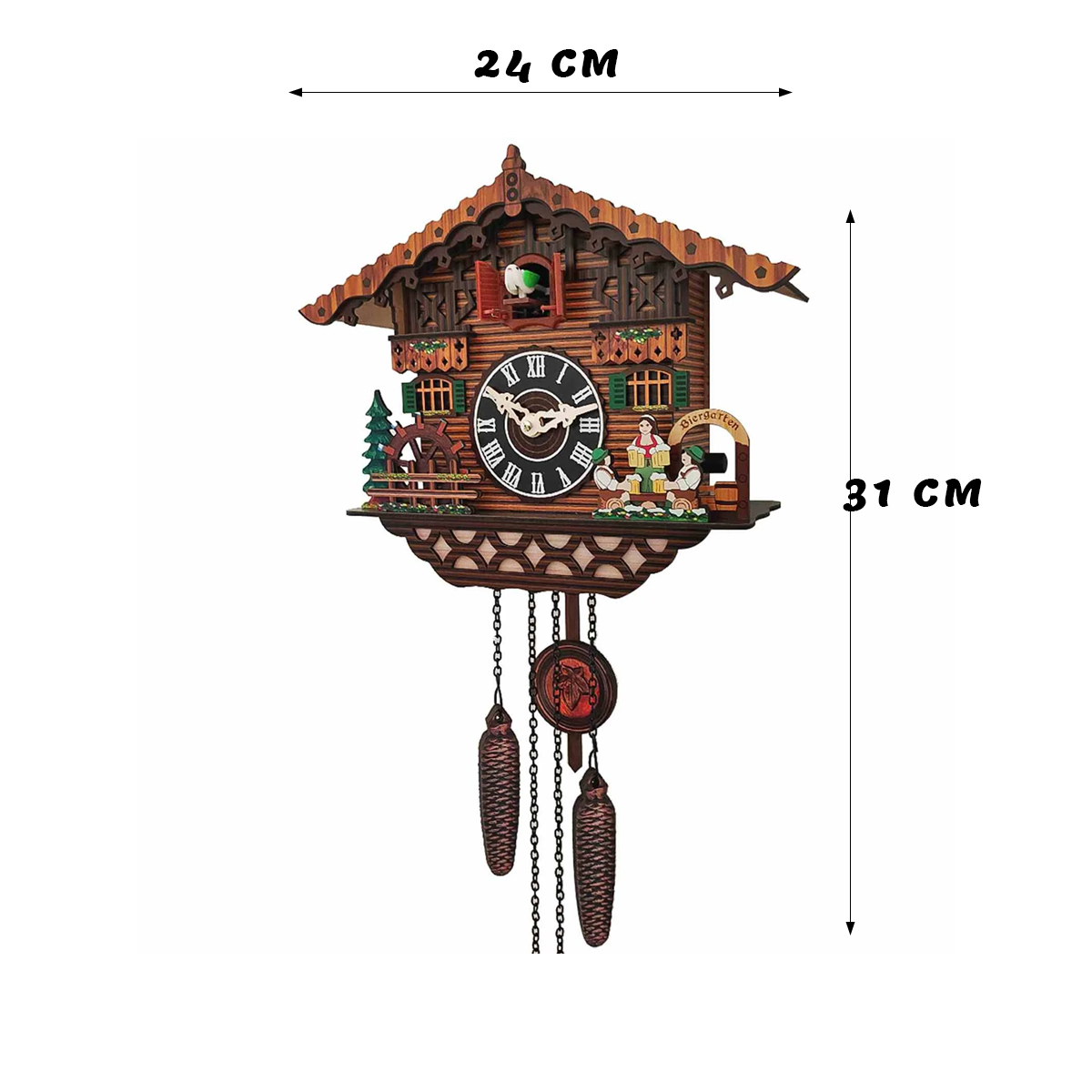 Eine hölzerne Kuckucksuhr mit detaillierter Fassade, Zifferblatt und hängenden Tannenzapfengewichten. Figuren sind sichtbar.
