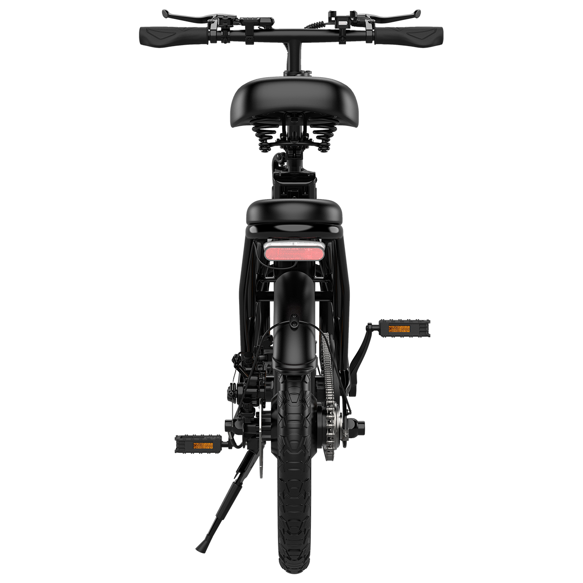 Czarny rower elektryczny, widok z tyłu. Posiada siodełko, pedały, tylne światło i kierownicę. Tło białe.