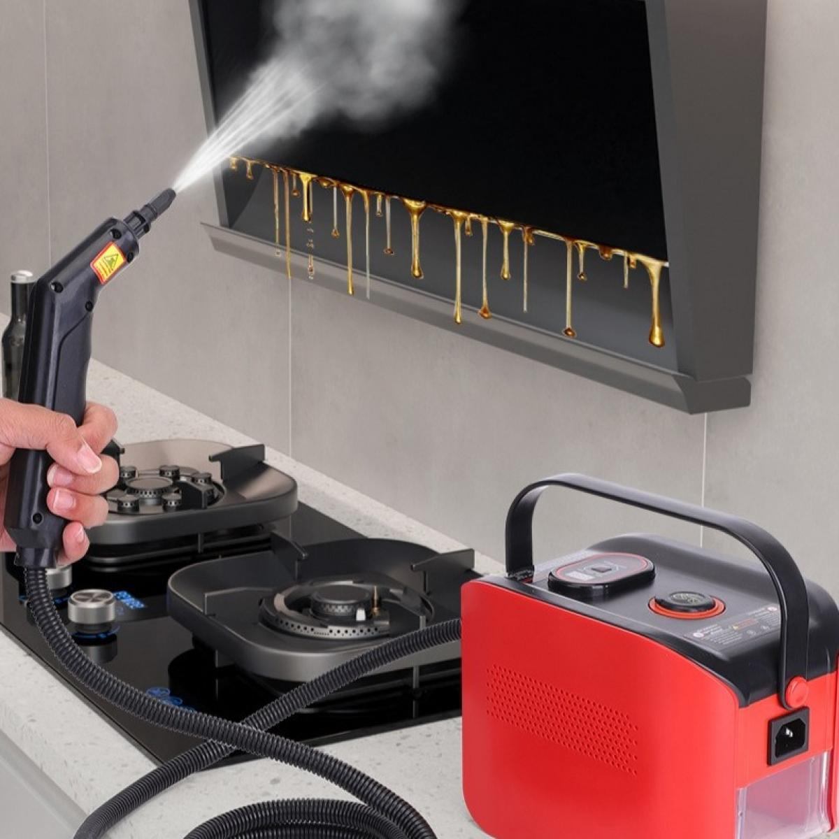 Eine Person reinigt mit einem Dampfreiniger eine Dunstabzugshaube mit Fett. Dampf, ein Herd und eine rot-schwarze Reinigungsmaschine sind sichtbar.
