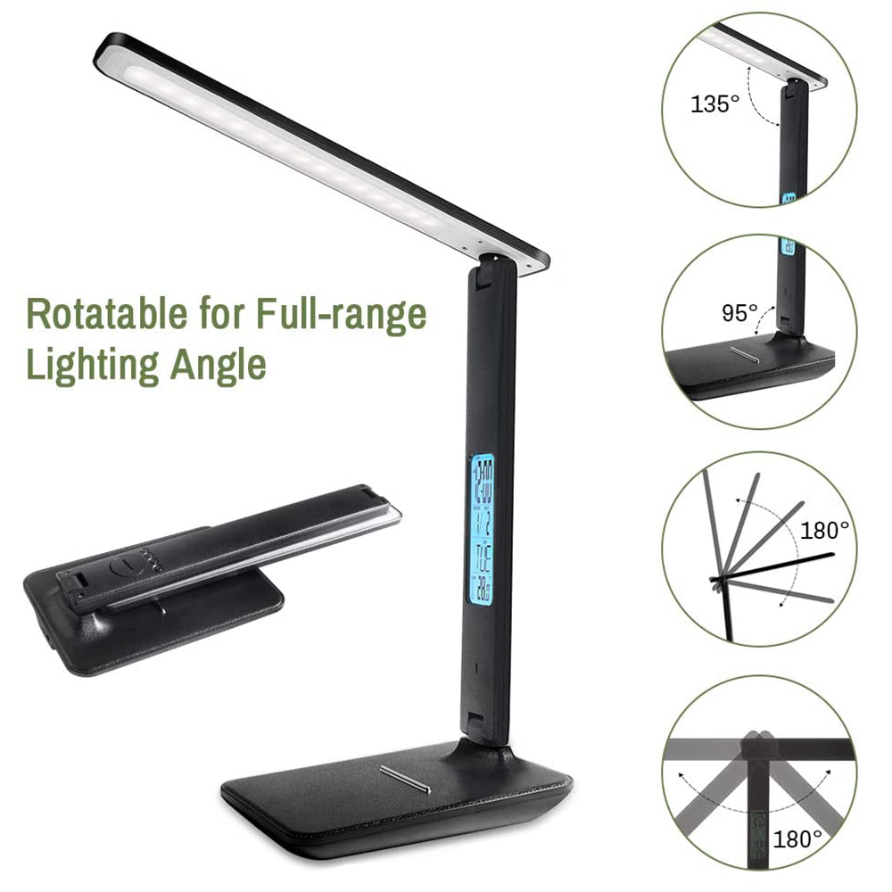 Schwarze Schreibtischlampe mit verstellbarem Kopf, Digitalanzeige und Fernbedienung. Verschiedene Winkeleinstellungen sind gezeigt.
