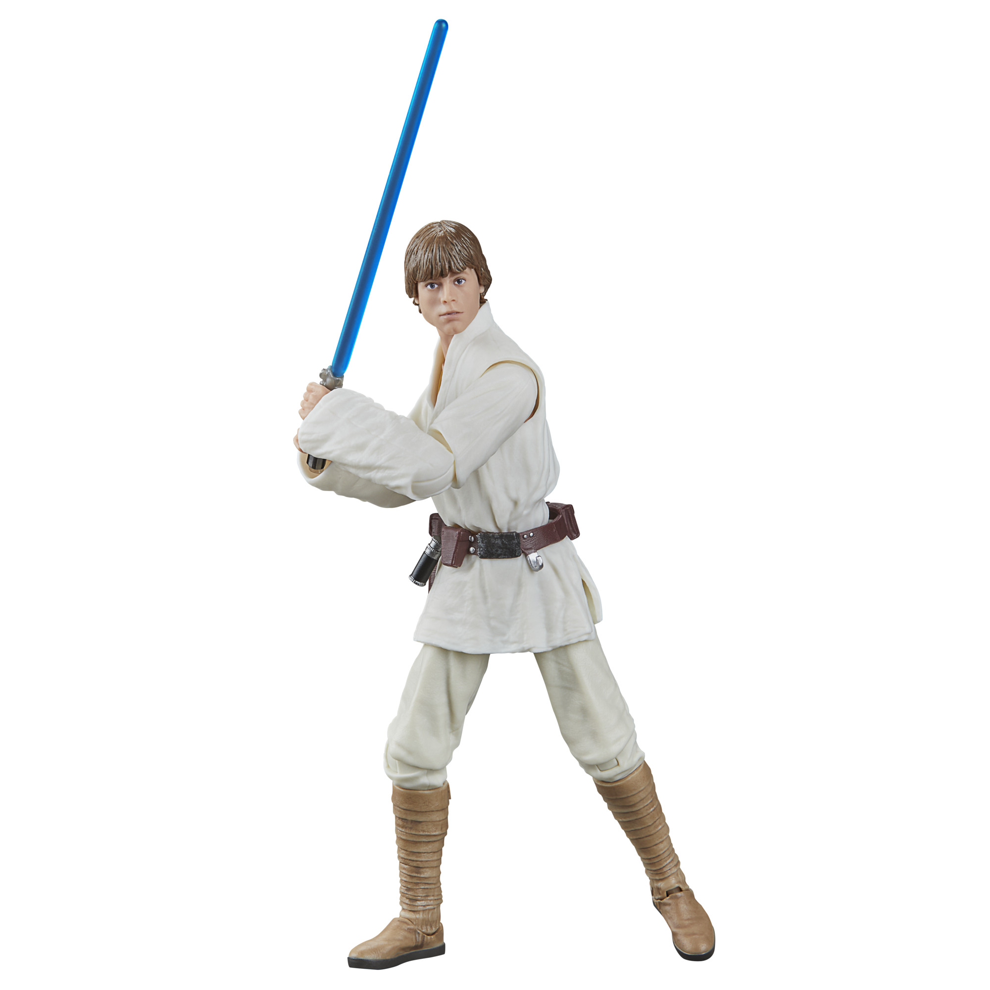Mavi ışın kılıcı tutan Luke Skywalker aksiyon figürü. Beyaz bir cübbe, kemer ve bot giymiş, beyaz bir arka plan üzerinde.