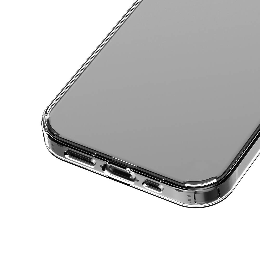 Şeffaf bir telefon kılıfının yakın çekimi. Kılıf şeffaf, telefonun şeklini gösteriyor. Düğmelerin ve bağlantı noktalarının detayları görülebilir.