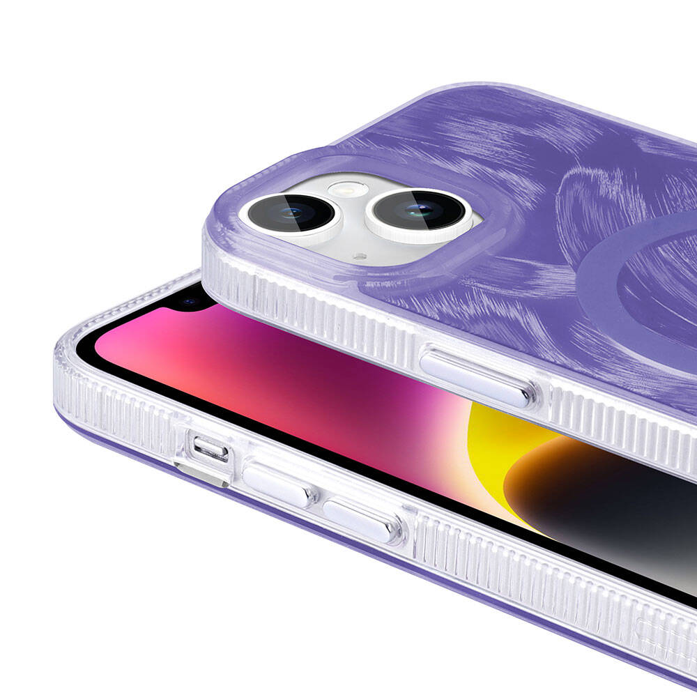 Bir iPhone'da mor bir telefon kılıfının yakın çekimi. Kılıf fırça darbesi tasarımına sahip. Ekran pembe ve sarı renkler gösteriyor.