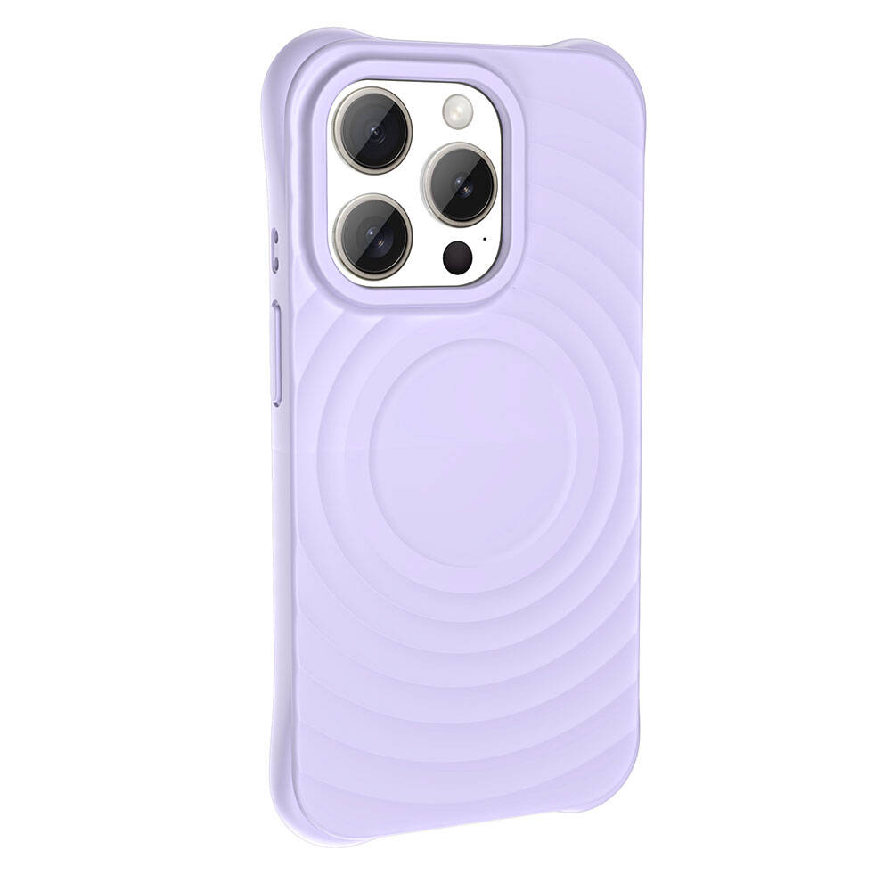 Kamera kesimi olan açık mor bir telefon kılıfı. Kılıfın arkasında dairesel bir tasarım var.
