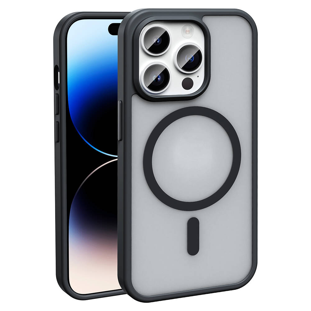 Kılıflı bir iPhone. Kılıf gri ve koyu gri renkte, dairesel bir MagSafe tasarımına sahip. iPhone ekranı mavi bir gradyan gösteriyor.