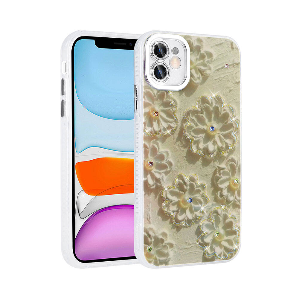 İki iPhone kılıfı gösteriliyor, biri şeffaf diğeri çiçekli. Çiçekli kılıfta mücevherli beyaz çiçekler var.