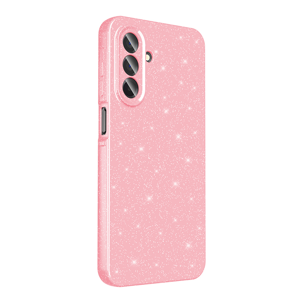 Glitterli pembe telefon kılıfı. Kamera kesimleri ve yan düğmeler bulunur. Kılıf, açık pembe renkte ve parlak bir yüzeye sahiptir.
