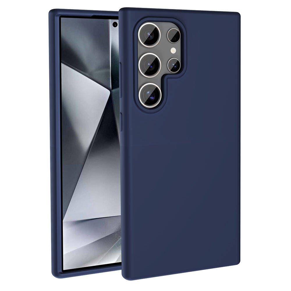 Koyu mavi bir telefon kılıfı bir telefonun yanında. Kılıfın kamera için bir kesimi var. Telefonun ekranı solda görülebilir.