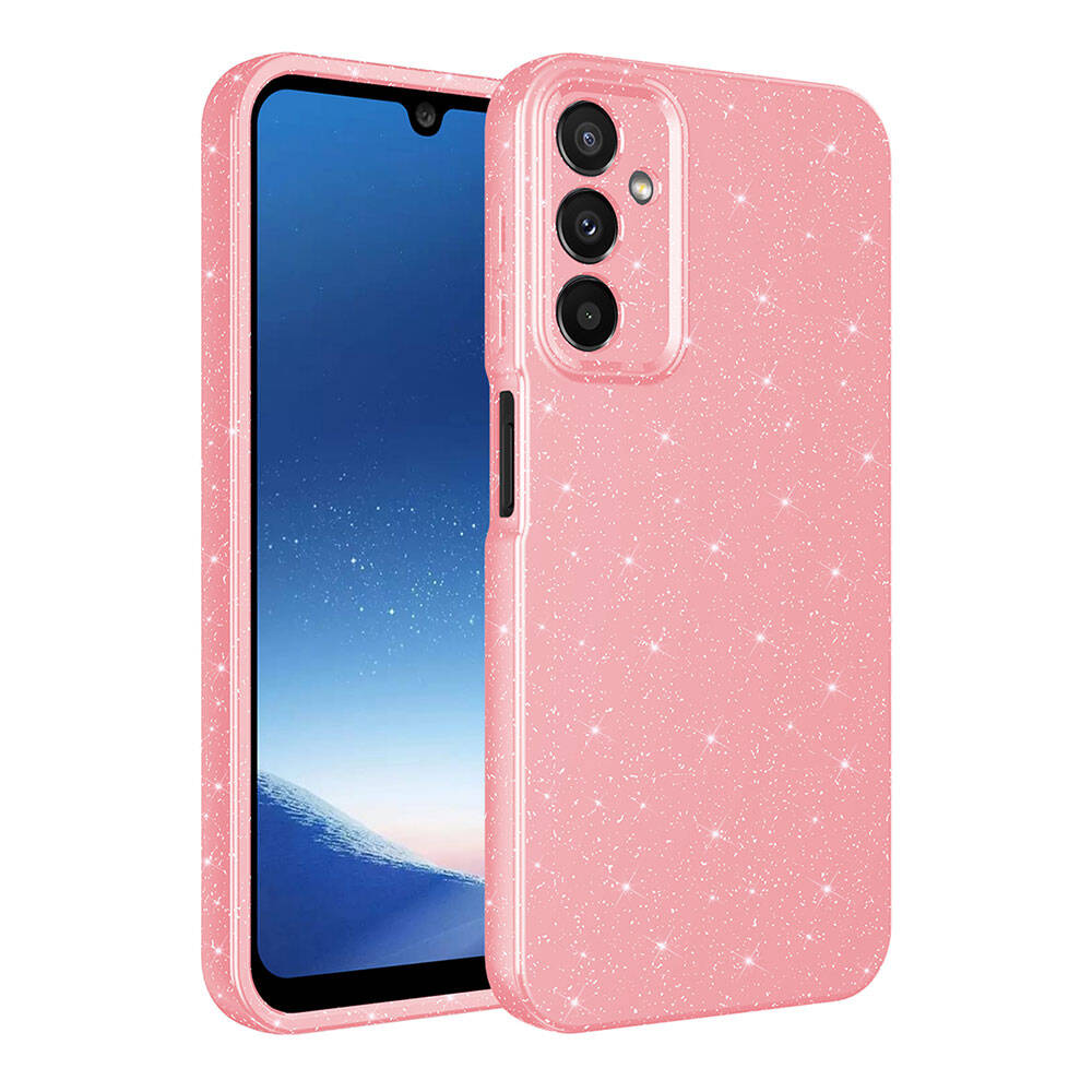 Glitterli pembe bir telefon kılıfı. Telefon ekranı mavi. Kılıfın üç kamera açıklığı ve bir yan düğmesi var.