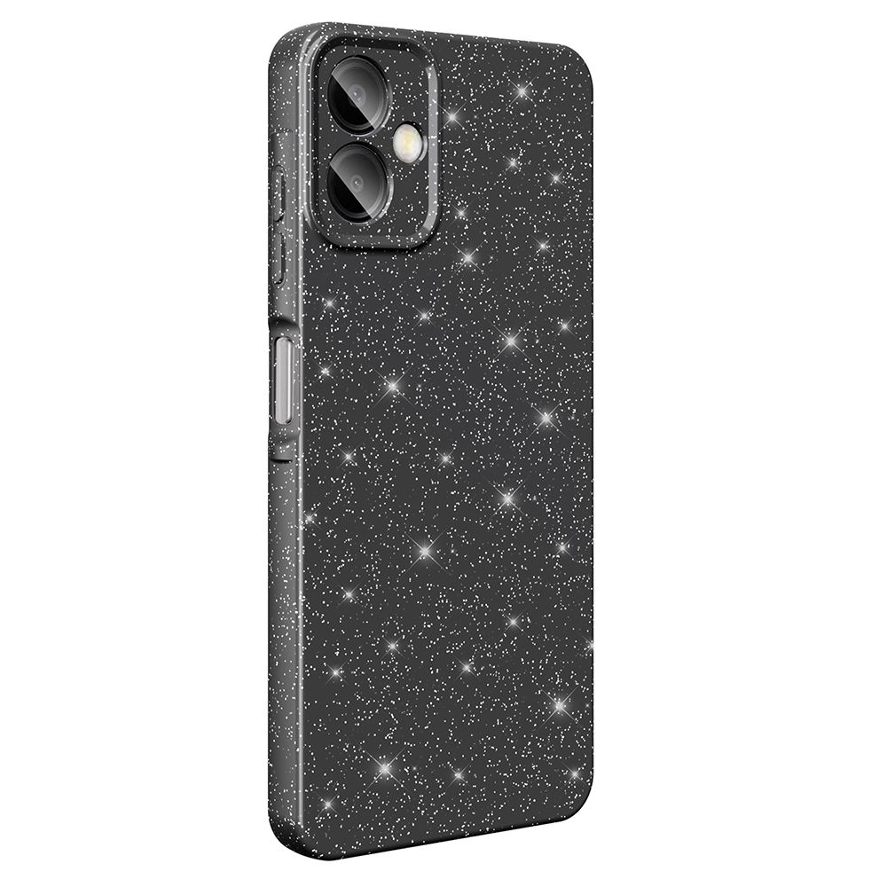 Simli siyah bir telefon kılıfı. Kamera çıkıntısı ve yan düğmeleri var. Arka plan beyaz.