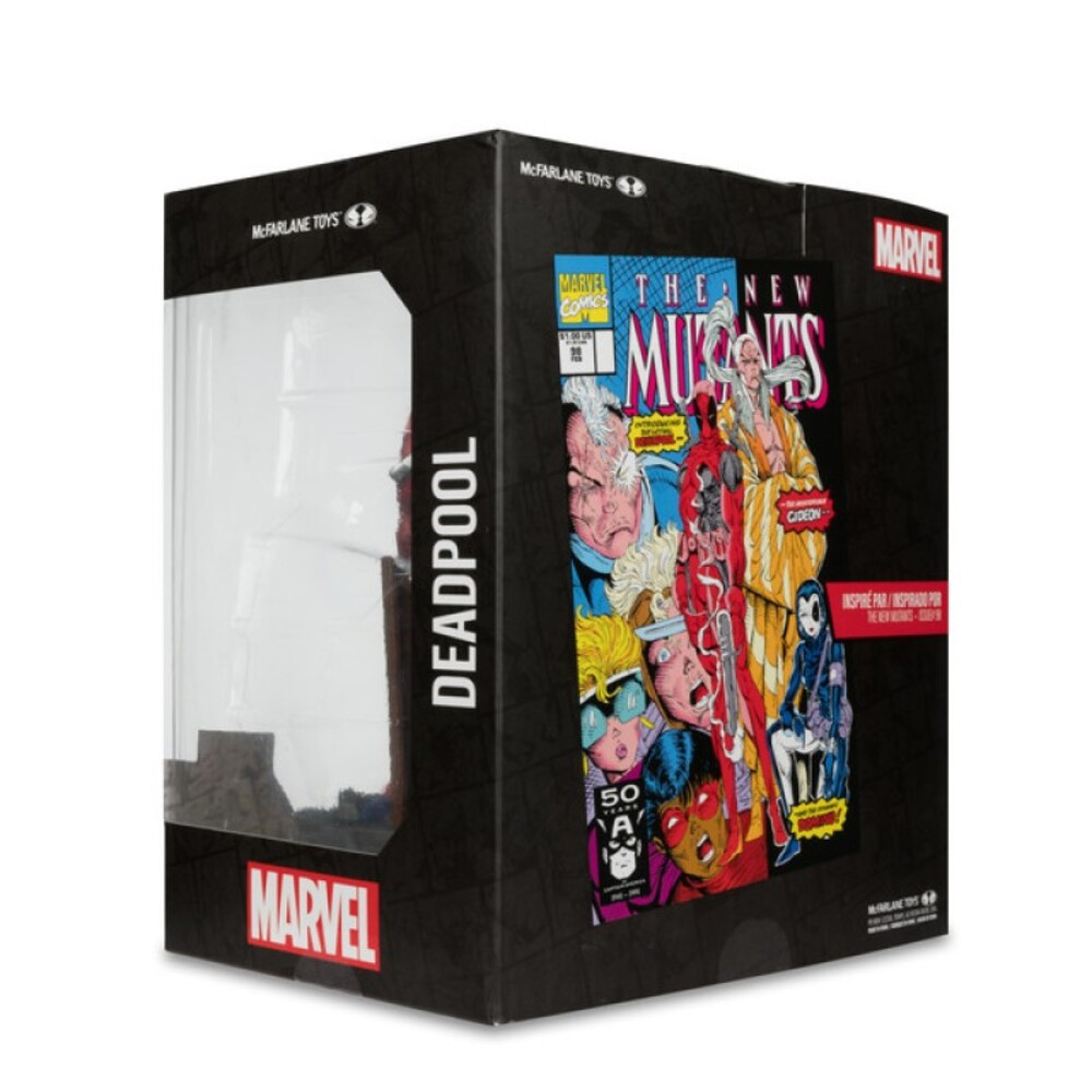 Kutulu bir Deadpool aksiyon figürü. Kutu, The New Mutants'tan Marvel çizgi roman sanatını sergiliyor. Kutu, beyaz metinli siyahtır.