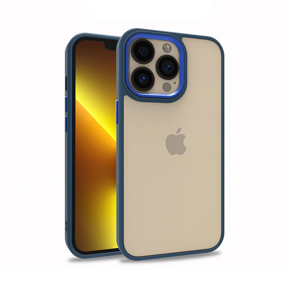 Kılıflı iki iPhone. Biri görünür, diğeri kısmen. Her iki kılıfın da mavi kenarları var. Bir iPhone'un arkası Apple logosuyla birlikte görünür.