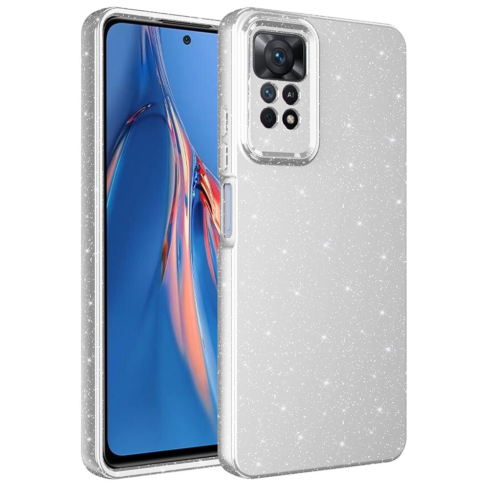 Gümüş renkli, simli bir telefon kılıfı. Kılıf, bir akıllı telefonu kaplar, ekranını ve kamera detaylarını gösterir.