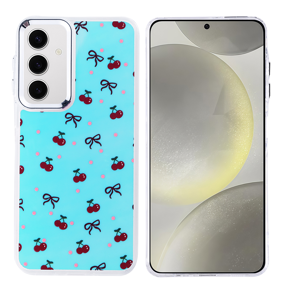 İki telefon. Birinde kiraz ve fiyonklu mavi bir kılıf var. Diğerinde boş bir ekran var.