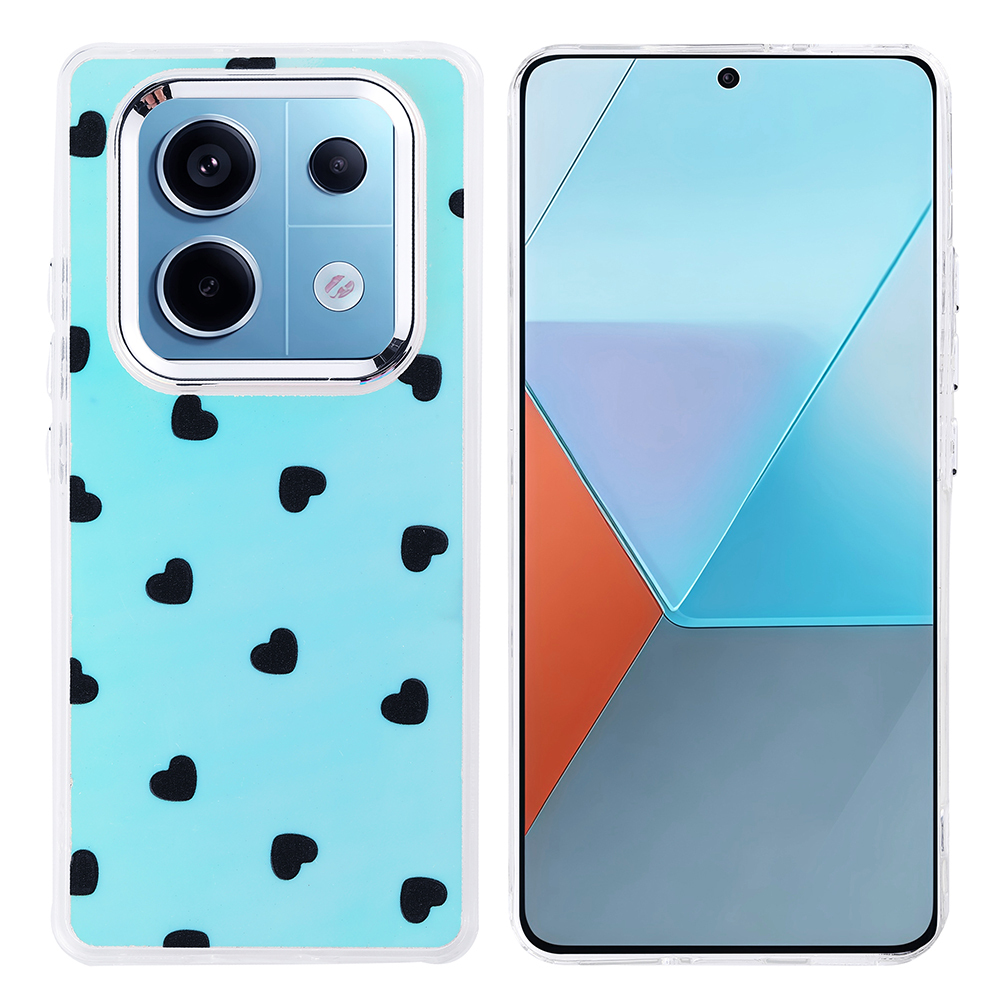 Yan yana iki akıllı telefon. Biri siyah kalplerle turkuaz bir kılıfta. Diğeri mavi, turuncu ve gri renklerle geometrik bir tasarıma sahip.