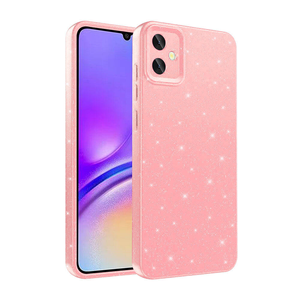 Pembe telefon kılıfı, parıltı efektiyle. Telefon ekranı mor ve beyaz renkler gösteriyor. Arkada iki kamera.