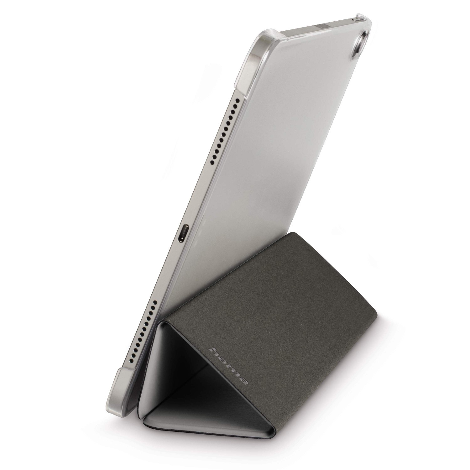 Ein silbernes Tablet in einer dunkelgrauen Hülle ist aufgestellt. Die Hülle ist gefaltet und dient als Ständer. Der Hintergrund ist weiß.