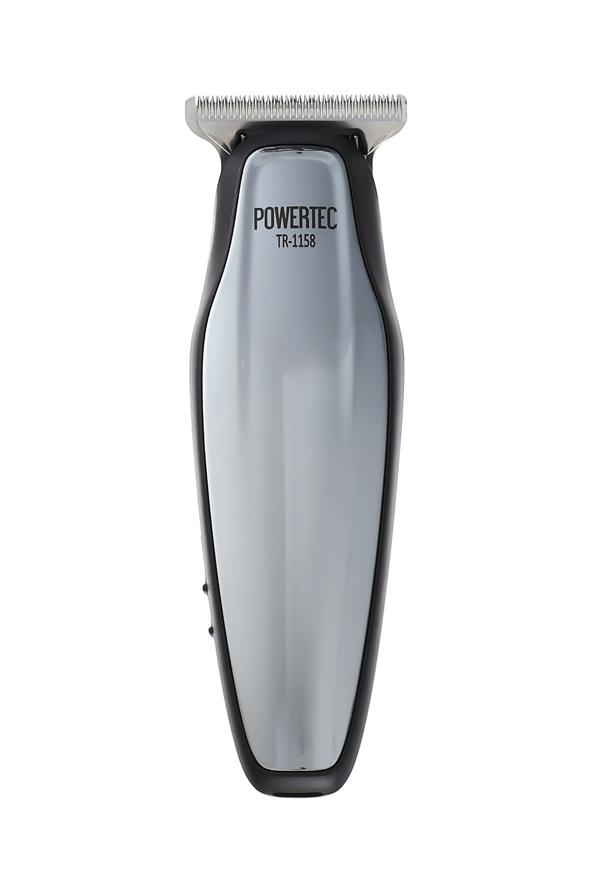 Powertec TR-1158 saç kesme makinesinin yakın çekimi. Gümüş ve siyah renkte, üstte bir bıçak var. Beyaz zemin.