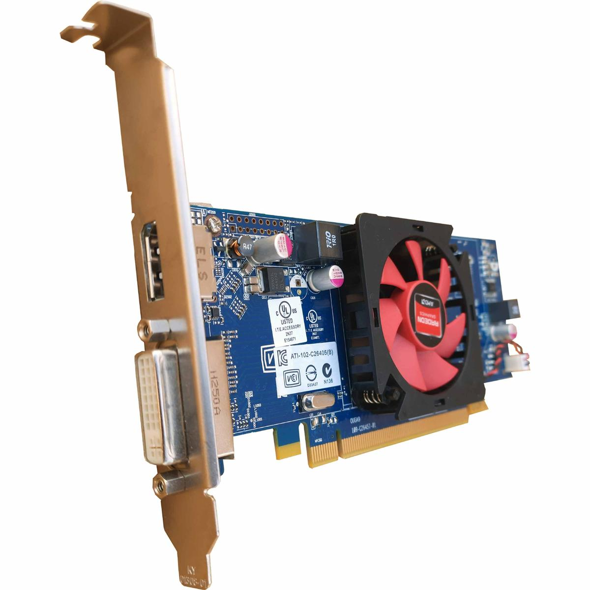 Una scheda grafica per computer blu e oro con una ventola rossa. Sono visibili varie porte e chip sulla scheda.