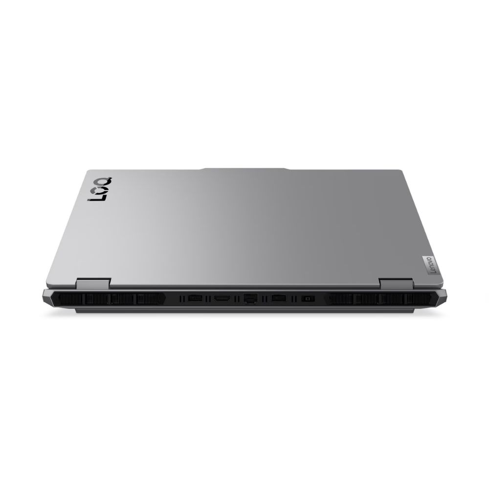 Beyaz zemin üzerinde kapalı gri Lenovo dizüstü bilgisayar. Lenovo ve Legion logoları görünür durumda. Dizüstü bilgisayara bir açıdan bakılıyor.
