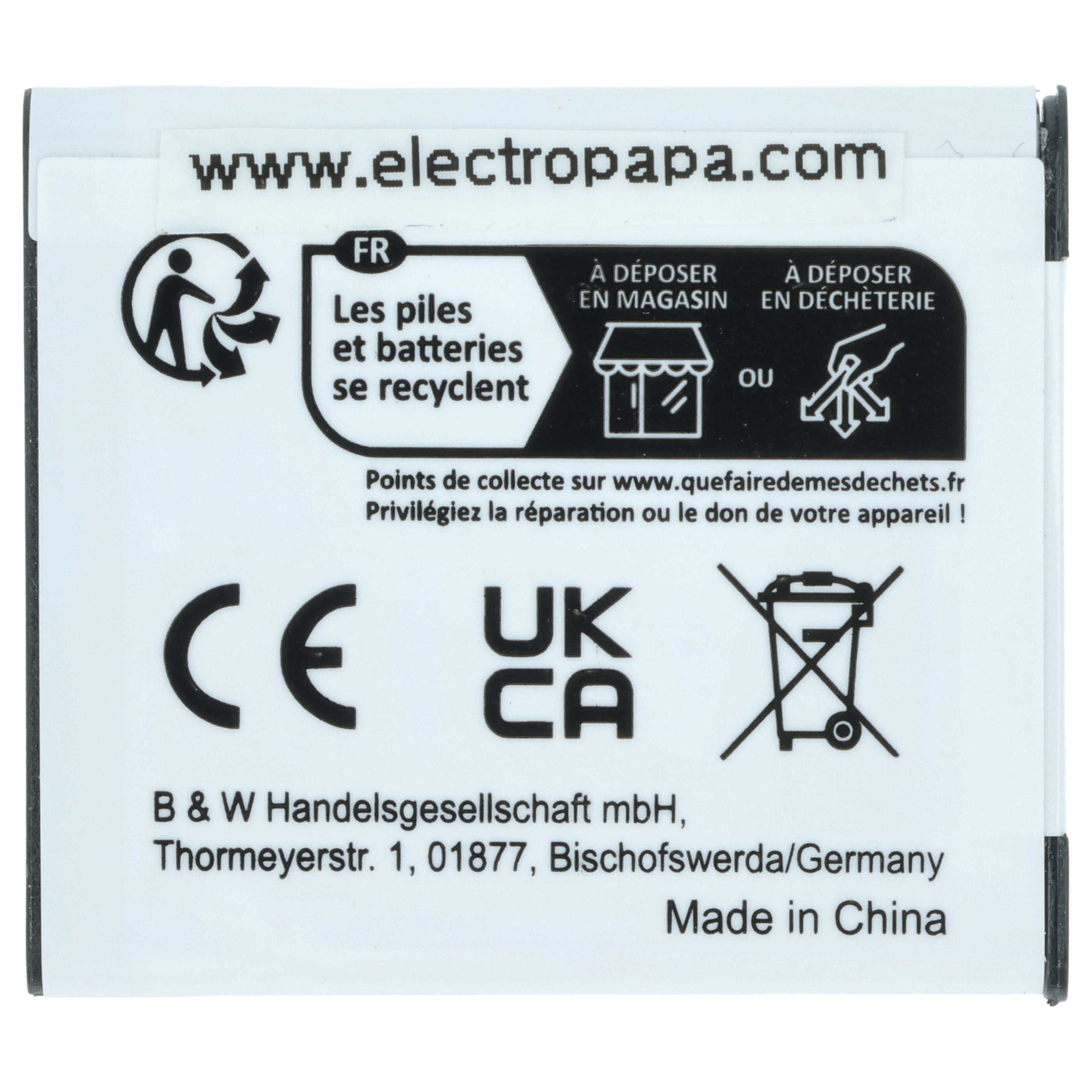 Ein weißes Etikett mit Text, Logos und Recycling-Anweisungen. Enthält www.electropapa.com und 'Made in China'.