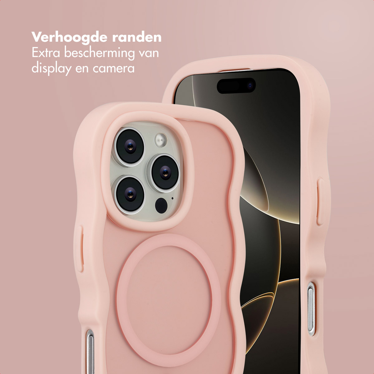 Coque de téléphone rose avec bords surélevés. La coque protège l'écran et l'appareil photo. Un téléphone est partiellement dans la coque, et le fond est rose.