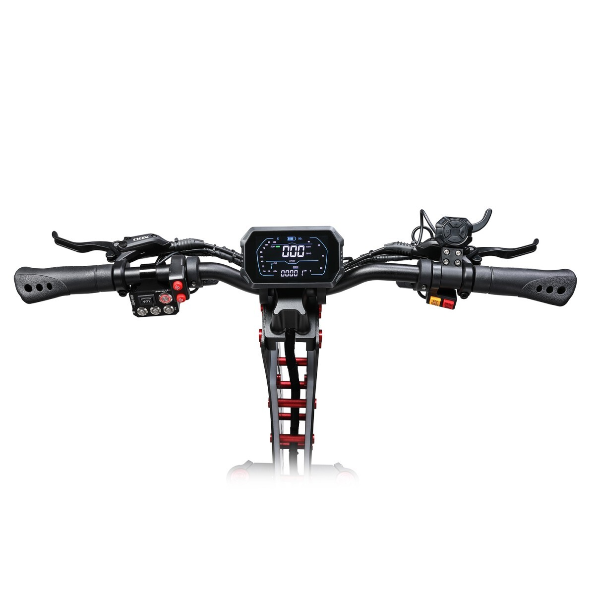 Kierownica hulajnogi elektrycznej. Wyświetlacz pokazuje prędkość i baterię. Kierownica jest czarna z czerwonymi akcentami i przyciskami sterowania.