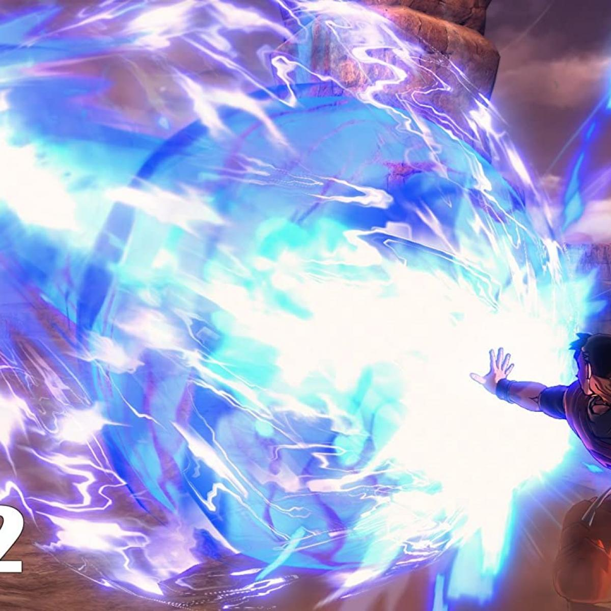 Postać w fioletowo-pomarańczowym stroju ładuje dużą niebieską sferę energii z jasnym, białym środkiem.