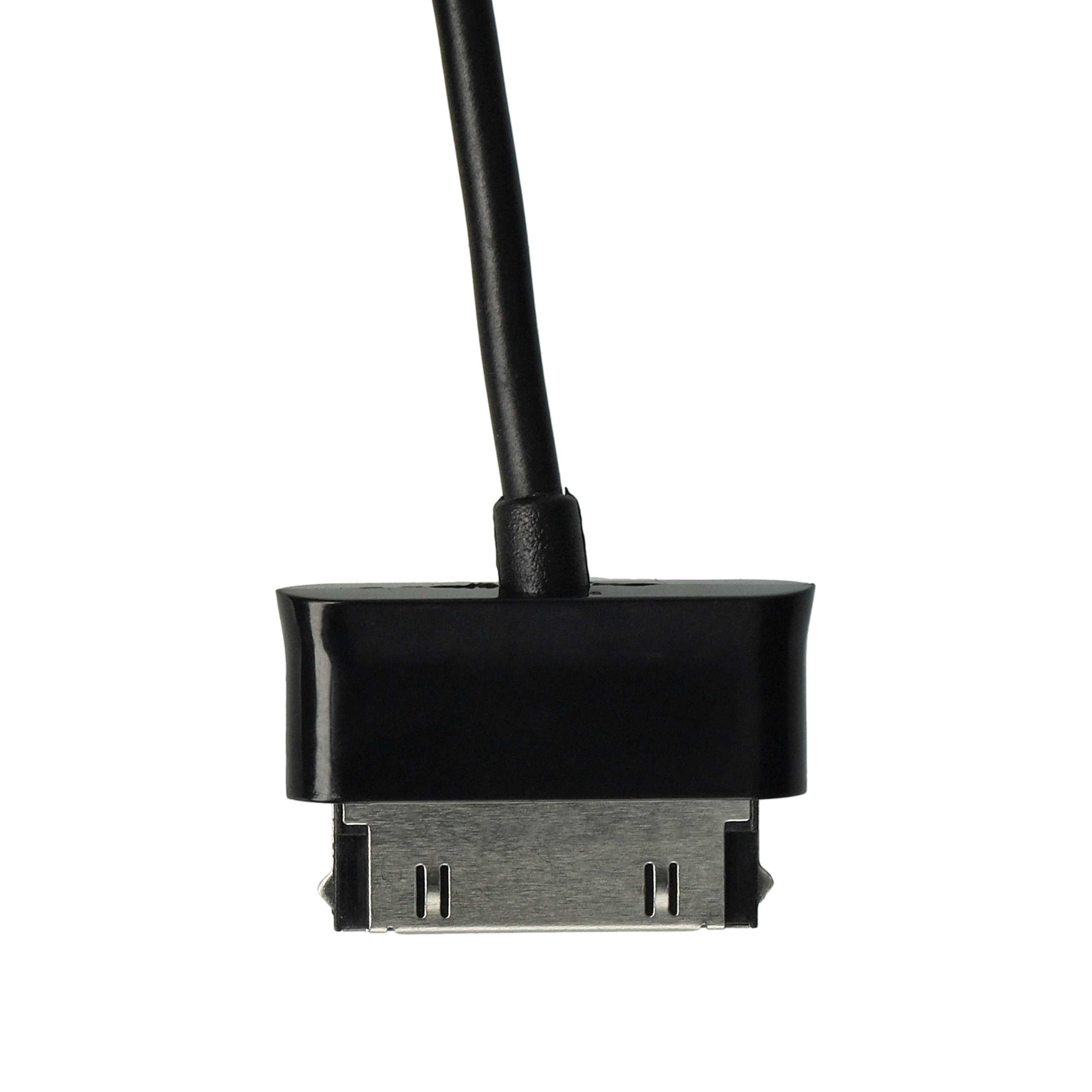 Ein schwarzer Stecker mit einem silbernen Metallkontakt. Der Stecker ist an einem schwarzen Kabel befestigt, vor weißem Hintergrund.