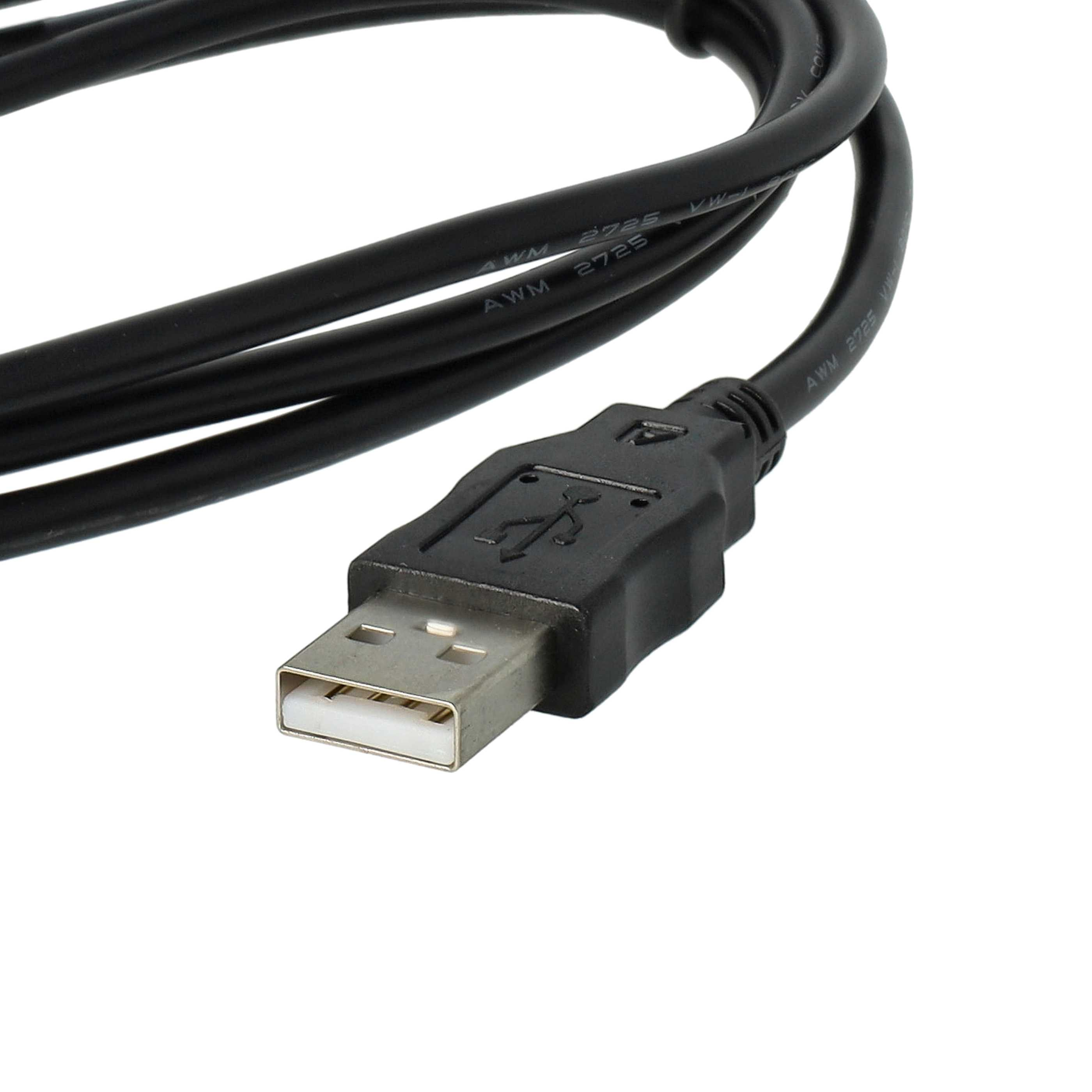 Ein schwarzes USB-Kabel mit einem USB-Anschluss. Das Kabel ist gebogen. Weißer Hintergrund.