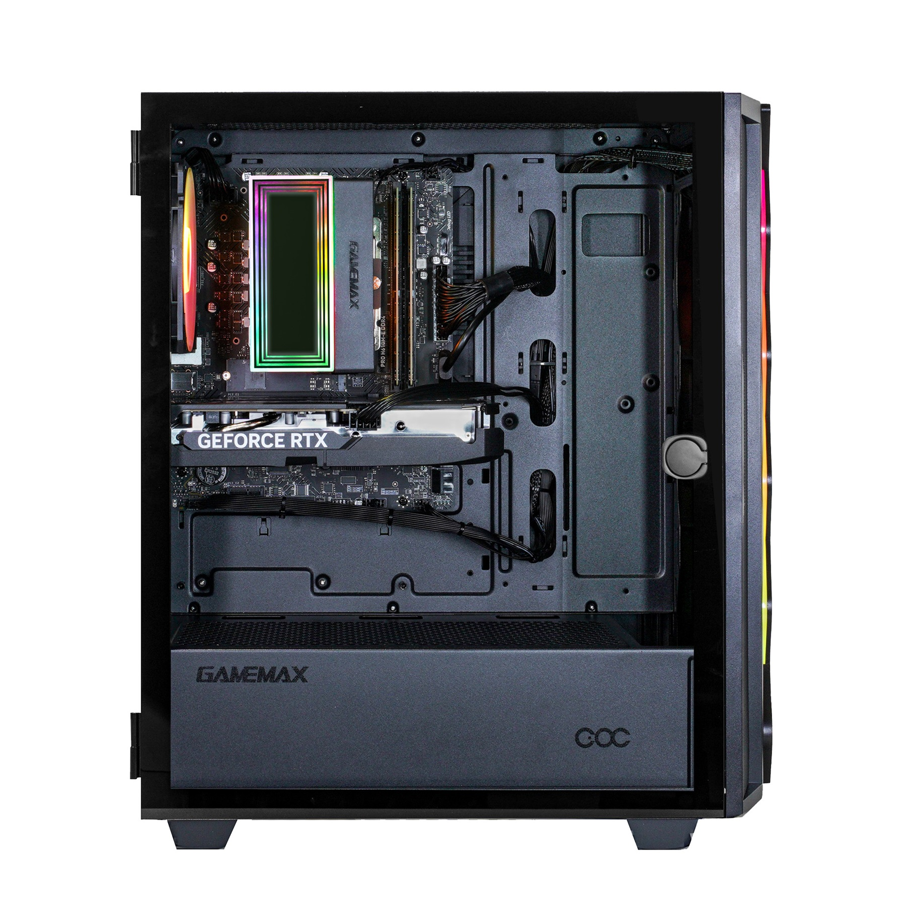 In einem Computergehäuse sind eine GeForce RTX-Grafikkarte sowie andere Komponenten und Beleuchtung zu sehen.
