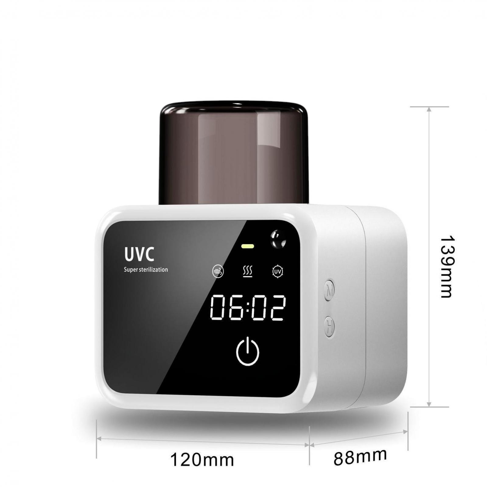 Weißer UVC-Sterilisator mit schwarzem Display, das 06:02, einen Ein-/Ausschalter und ein Dampfsymbol anzeigt. Er hat die Maße 120 mm x 88 mm x 139 mm.