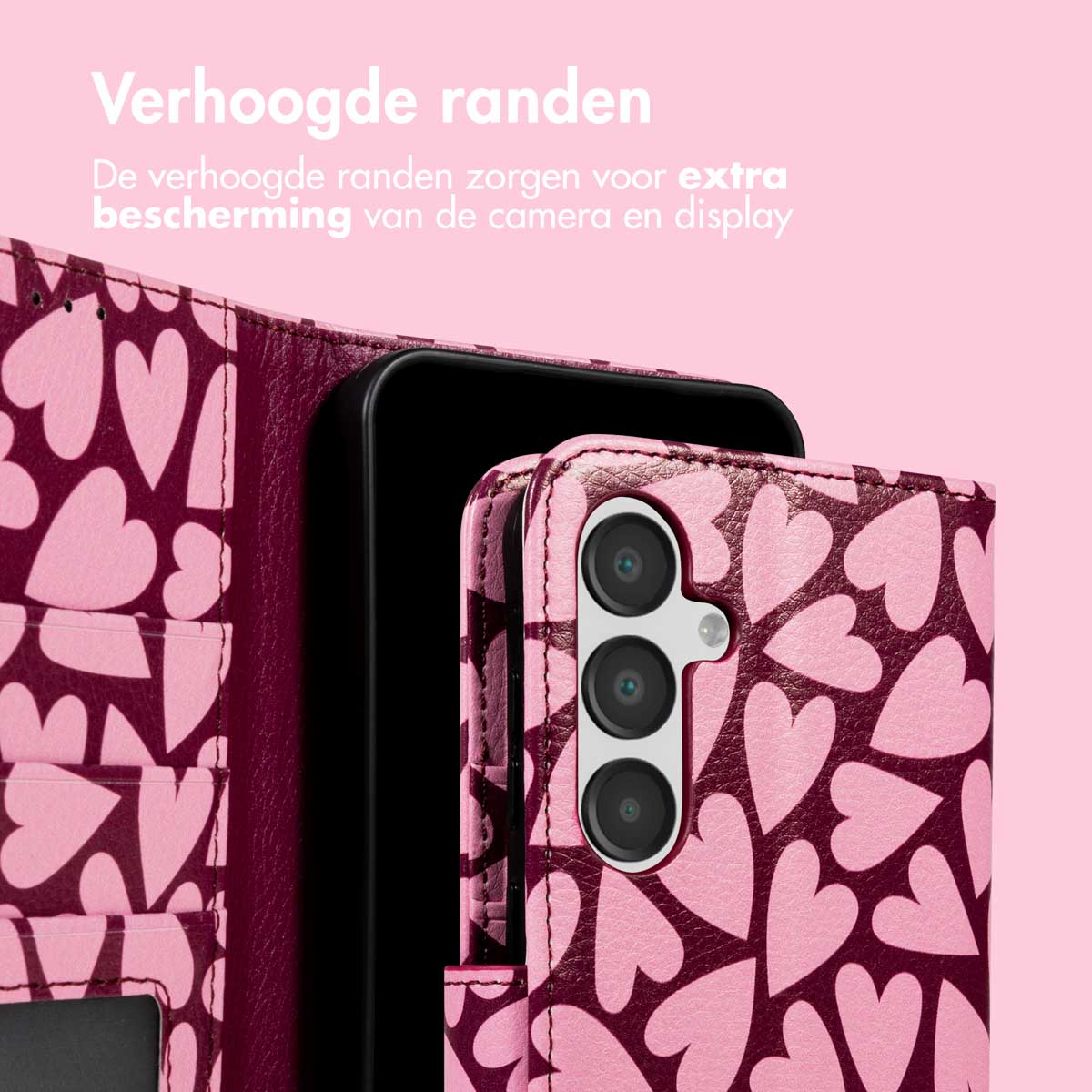 Roze telefoonhoesje met hartjespatroon, toont camera en scherm. Tekst: 'Verhoogde randen' en 'extra bescherming'.