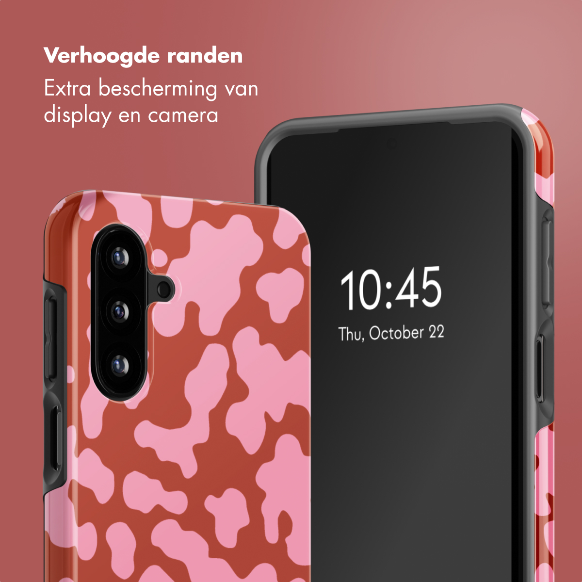 Telefoon met roze gestippelde hoes. Het scherm toont de tijd 10:45. Tekst links zegt 'verhoogde randen' en 'extra schermbescherming'.