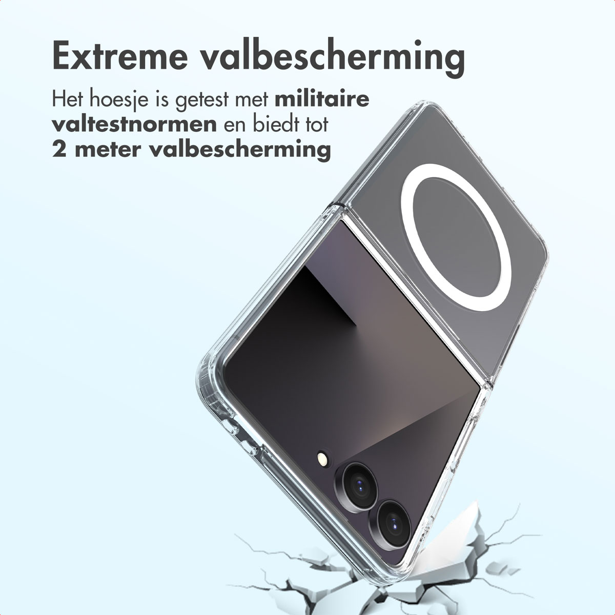 Een telefoonhoesje, transparant, met zwart scherm en witte cirkel, valt. De grond eronder breekt.