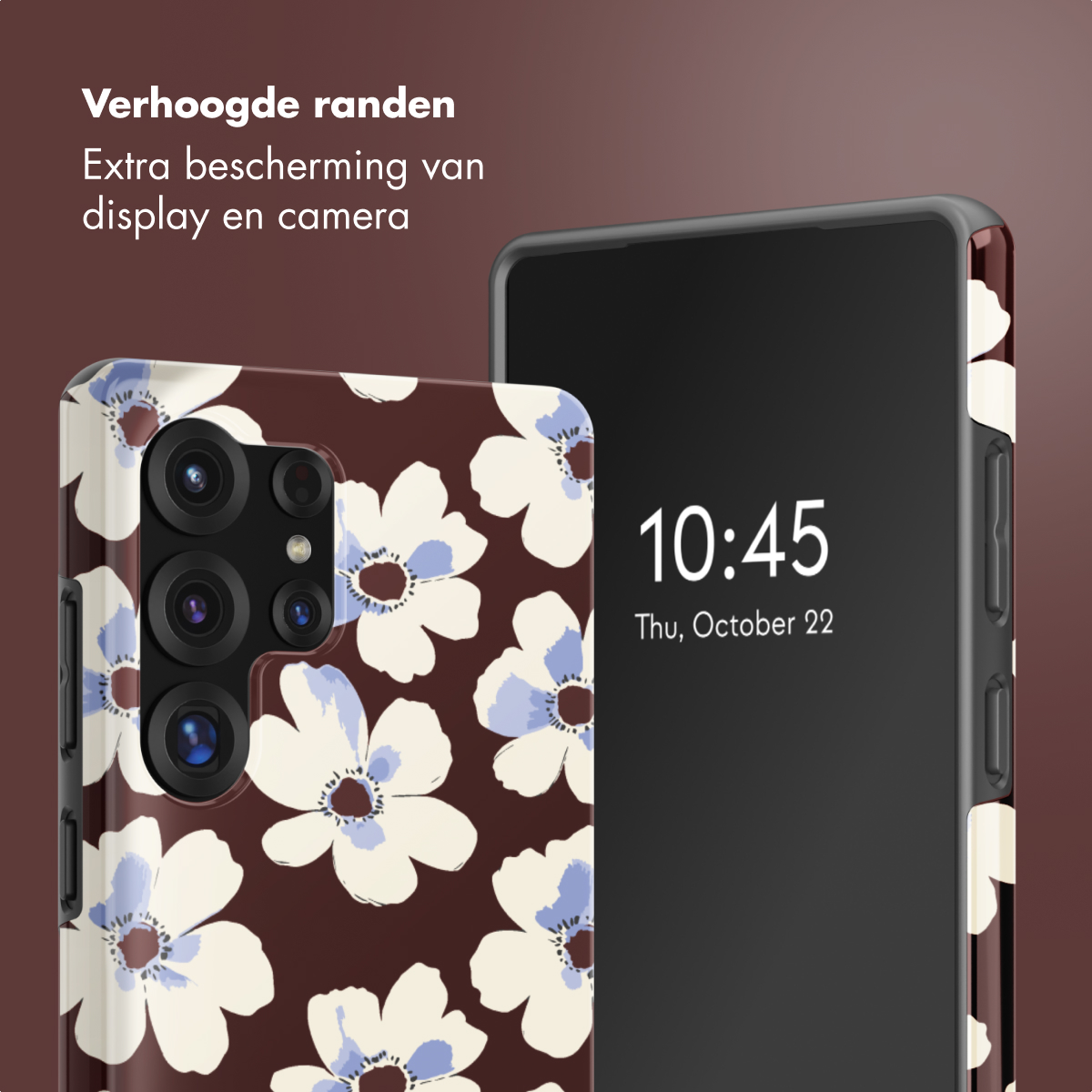 Deux smartphones. Le téléphone avant a un étui floral. L'autre affiche l'heure : 10h45. Les deux étuis ont un fond brun foncé.