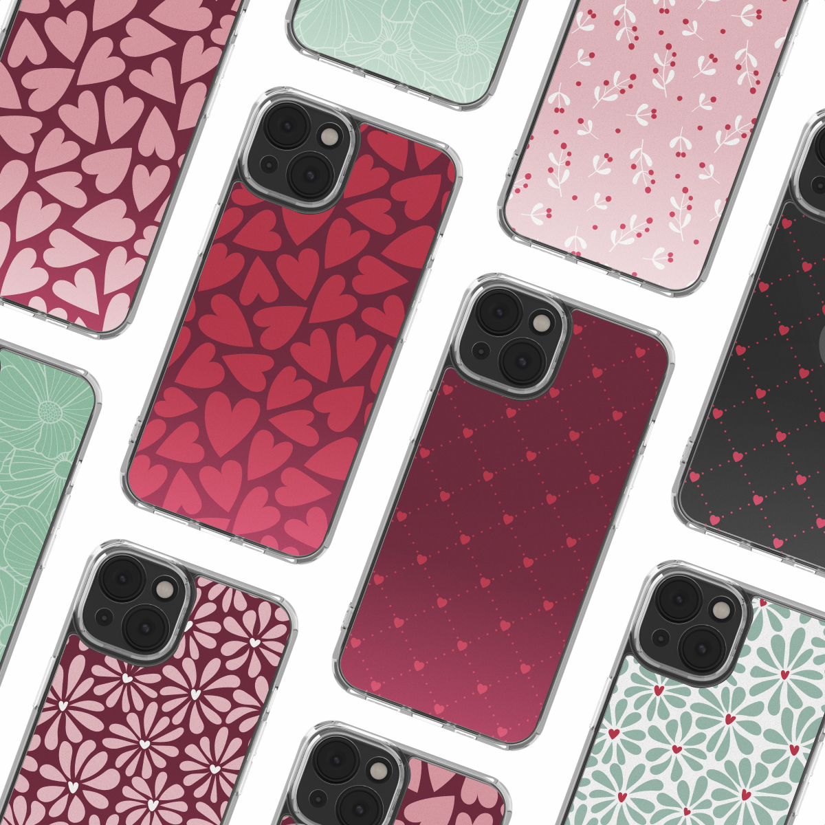 Diverses coques d'iPhone avec différents motifs, notamment des cœurs, des fleurs et des motifs à pois. Les coques sont de différentes couleurs comme le rouge, le rose et le vert.