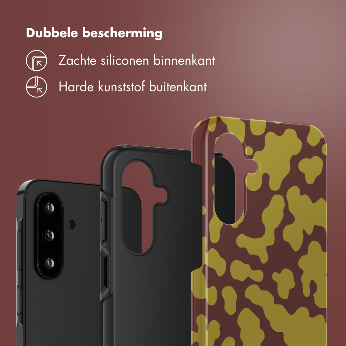 Custodie per telefono, una nera, una interna nera, una con motivo mimetico marrone. Sfondo rosso, testo: Doppia protezione, silicone all'interno, plastica dura all'esterno.