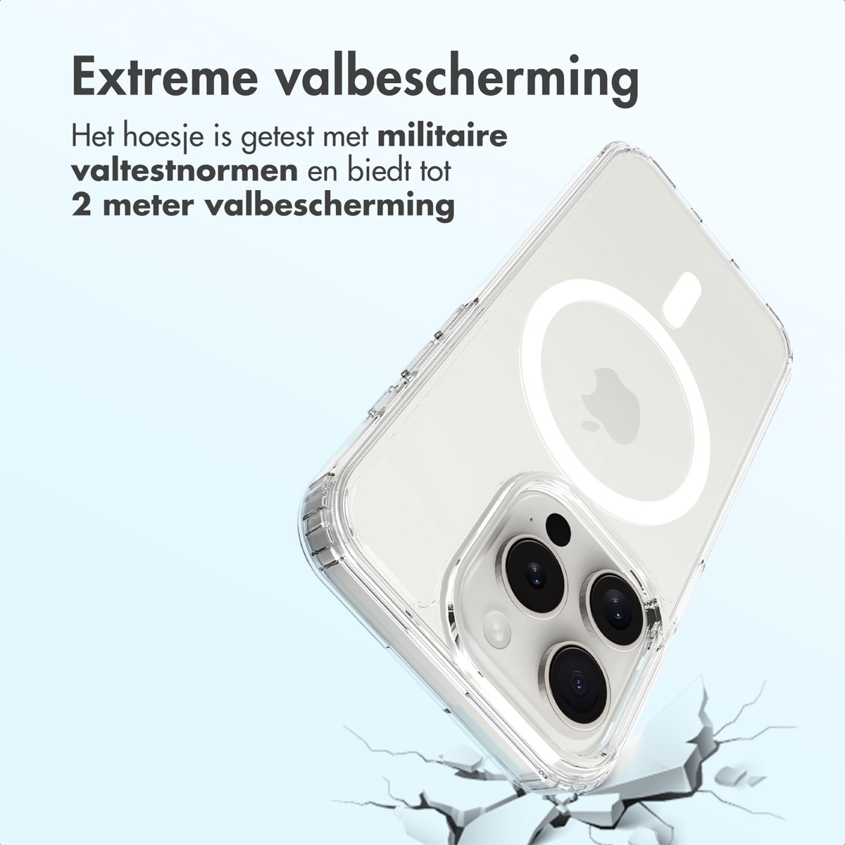 Een doorzichtige telefoonhoes, schuin, met cameralenzen en een wit Apple-logo. Tekst: 'Extreme valbescherming'.