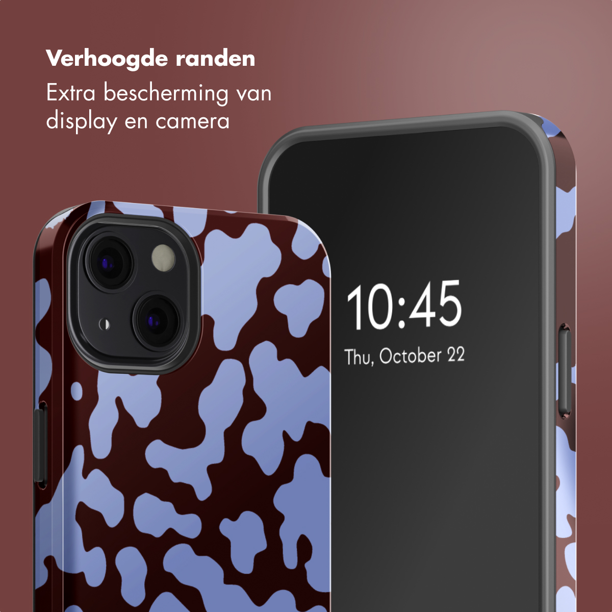 Twee telefoons. Eén toont tijd en datum, de andere een blauw-bruin koeienpatroon. Tekst: 'Extra schermbescherming'.