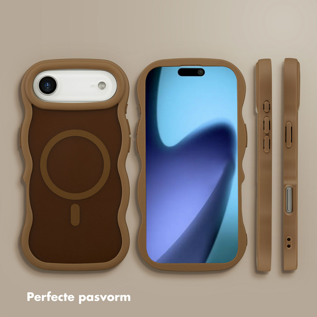 L'immagine mostra tre custodie marroni per telefono. Una mostra il retro, un'altra lo schermo e le ultime due i lati. Le custodie sono su una superficie marrone chiaro.