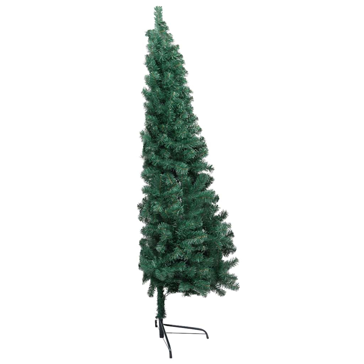 Ein grüner künstlicher Weihnachtsbaum auf weißem Hintergrund. Er neigt sich leicht zur Seite. Er hat einen schwarzen Metallständer.