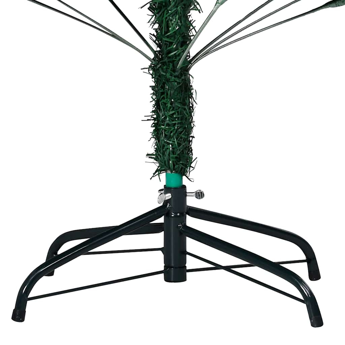 Ein grüner Weihnachtsbaumständer mit Metallbeinen. Der Stamm ist mit grünen Imitationsnadeln umwickelt. Der Baum ist nicht vollständig aufgebaut.