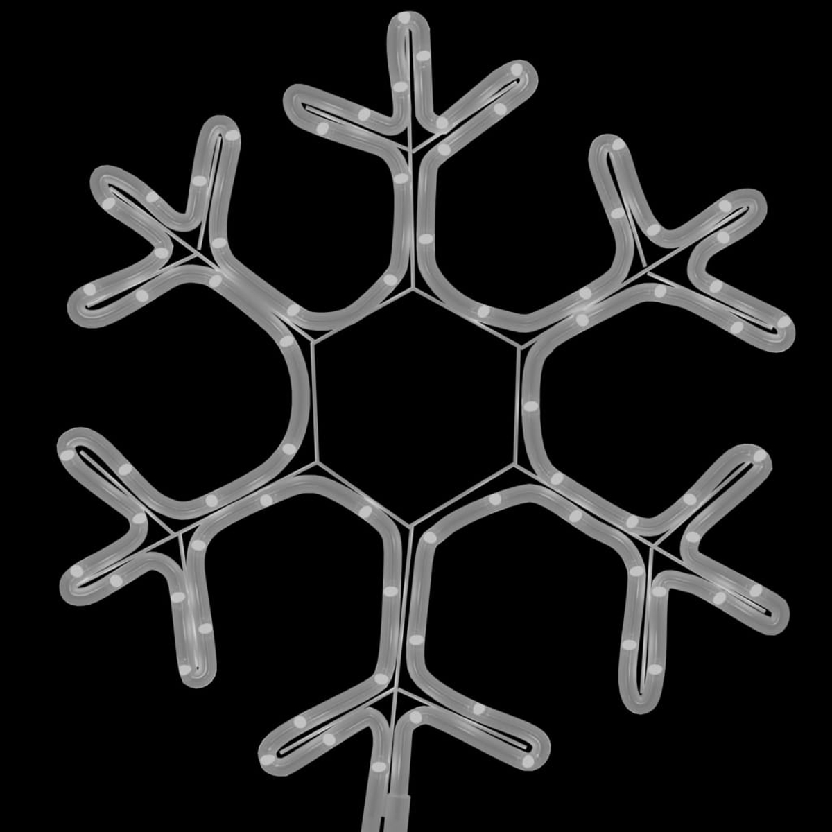 Eine große, beleuchtete Schneeflocken-Dekoration vor schwarzem Hintergrund. Die Schneeflocke ist mit weißen Lichtern umrandet.