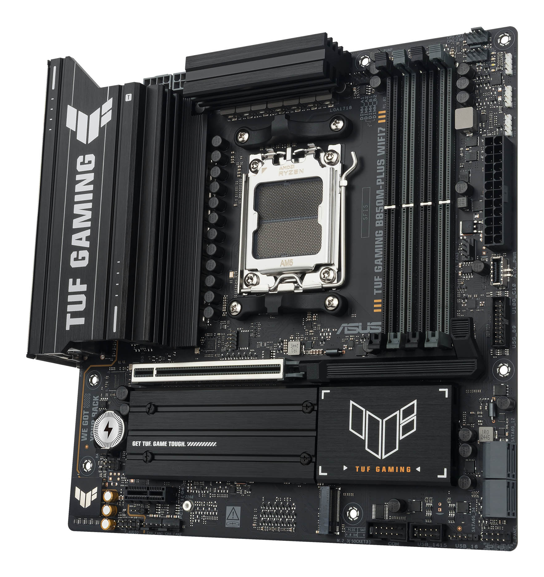Scheda madre TUF Gaming nera. Dispone di socket CPU, slot RAM e vari connettori. Il design include loghi e testo.